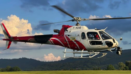 Zdjęcia i filmy z powietrza – poznaj specjalistyczne loty helikopterem