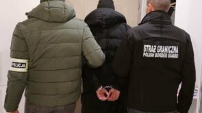 Uderzenie w zorganizowaną grupę przestępczą legalizującą pobyt cudzoziemcom w Polsce