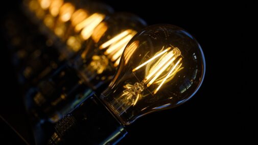Jak wybrać odpowiednią lampę elektronową do układu elektroakustycznego?